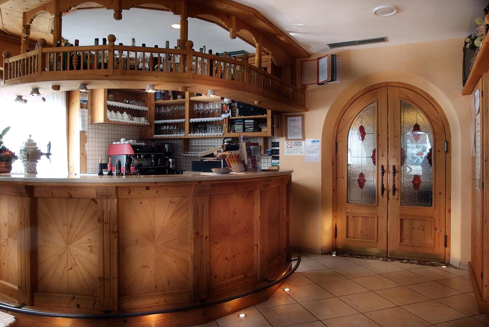 Albergo Ristorante Alle Codole Canale dʼAgordo Kültér fotó