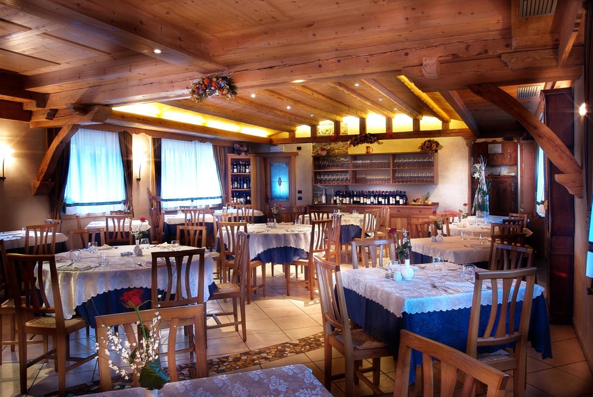 Albergo Ristorante Alle Codole Canale dʼAgordo Kültér fotó